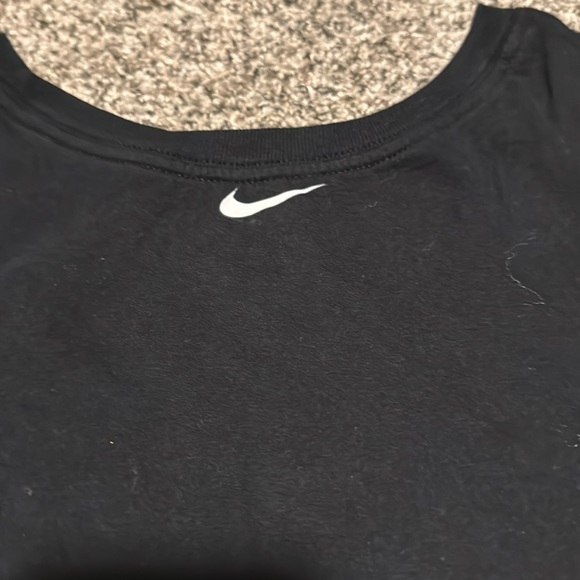 {Nike} short sleeve tee - Picture 6 of 6